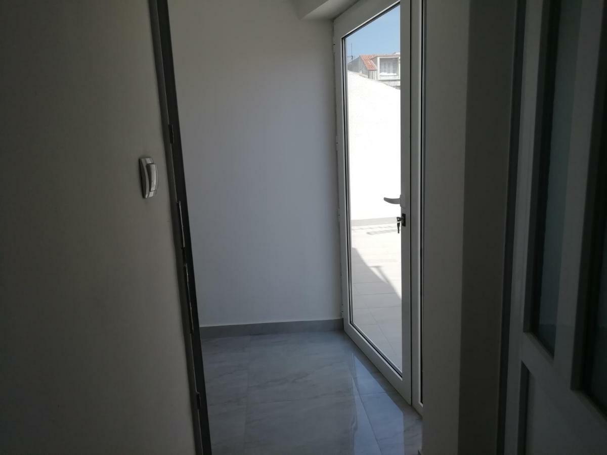 Ana Apartment Sveti Filip i Jakov Bagian luar foto
