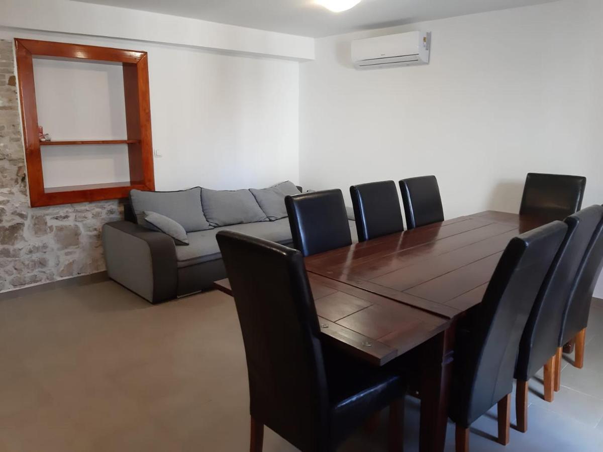 Ana Apartment Sveti Filip i Jakov Bagian luar foto